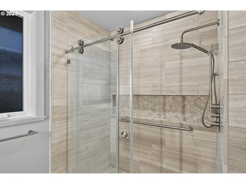 Owner's Suite Bathroom