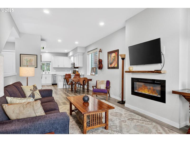 Living Room/Dining Room