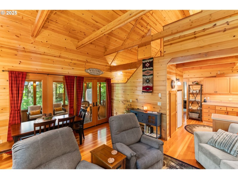 Living Room/Dining Room