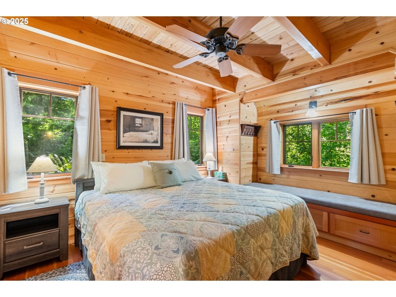 Bedroom, Owner's Suite