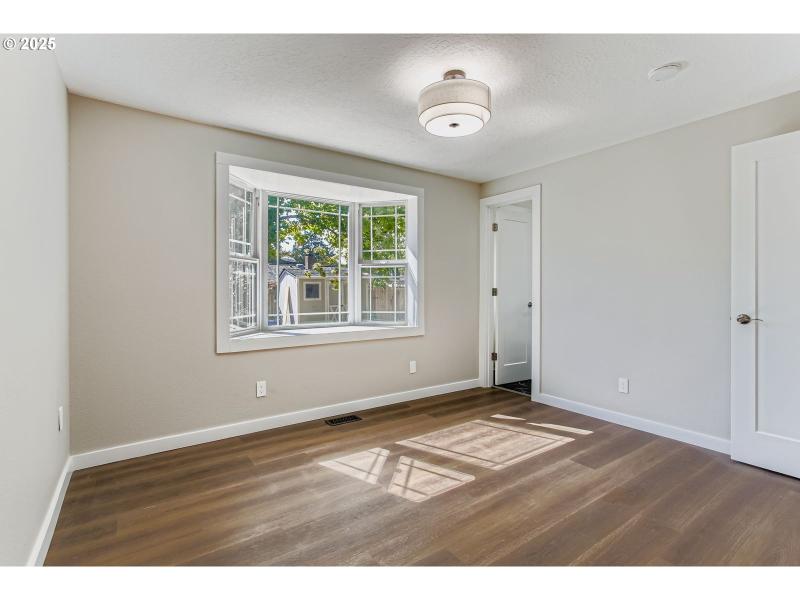 Bedroom, Owner's Suite