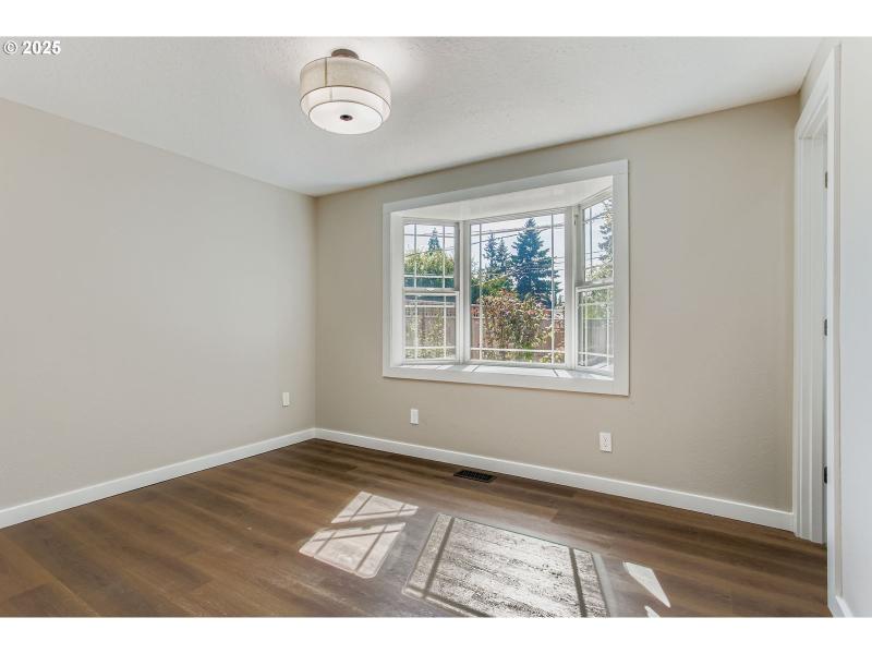 Bedroom, Owner's Suite