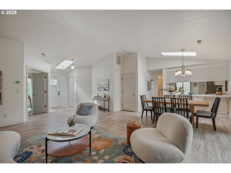 Living Room/Dining Room