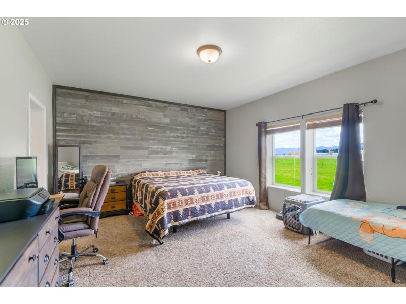 Bedroom, Owner's Suite