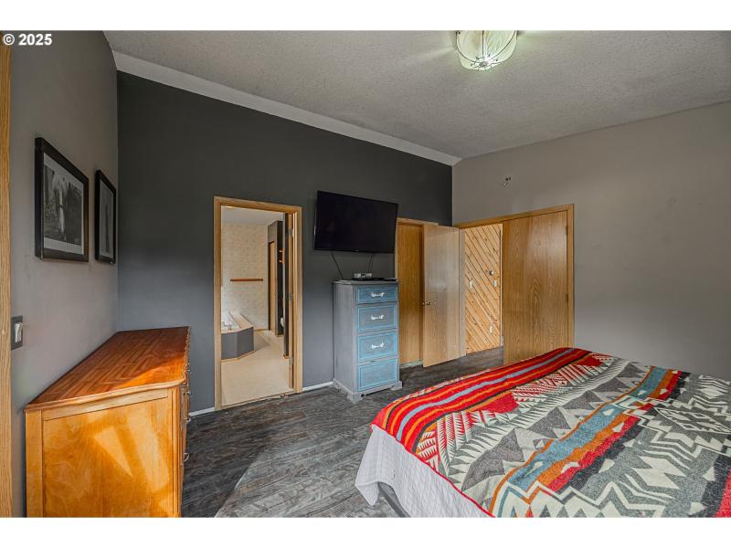 Bedroom, Owner's Suite