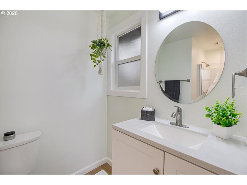 Owner's Suite Bathroom