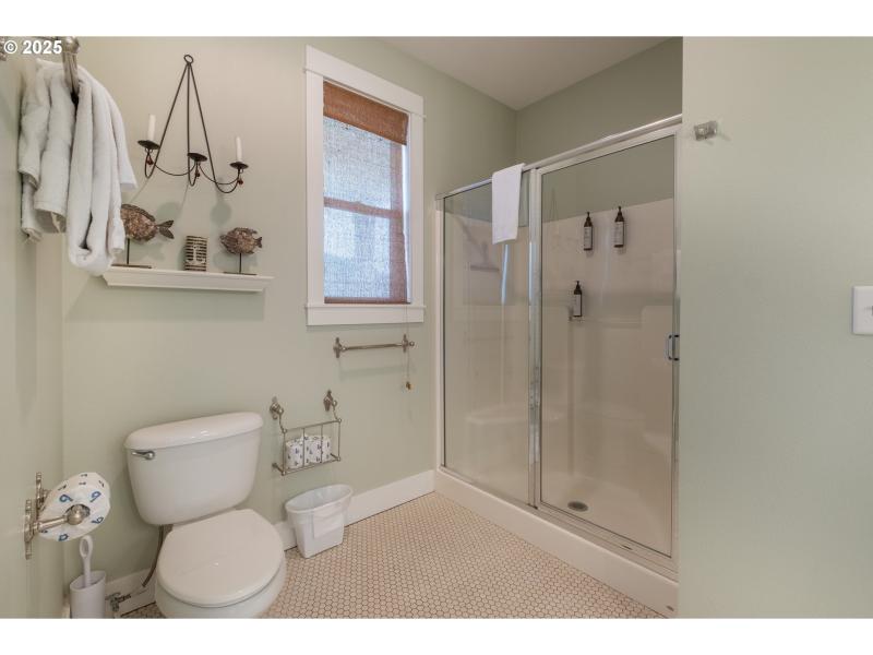 Owner's Suite Bathroom