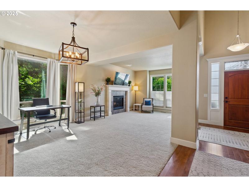 Living Room/Dining Room