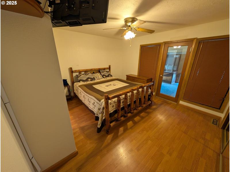 Bedroom, Owner's Suite