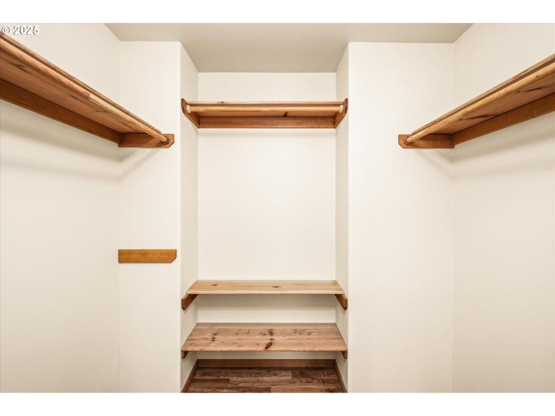 Bedroom, Owner's Suite