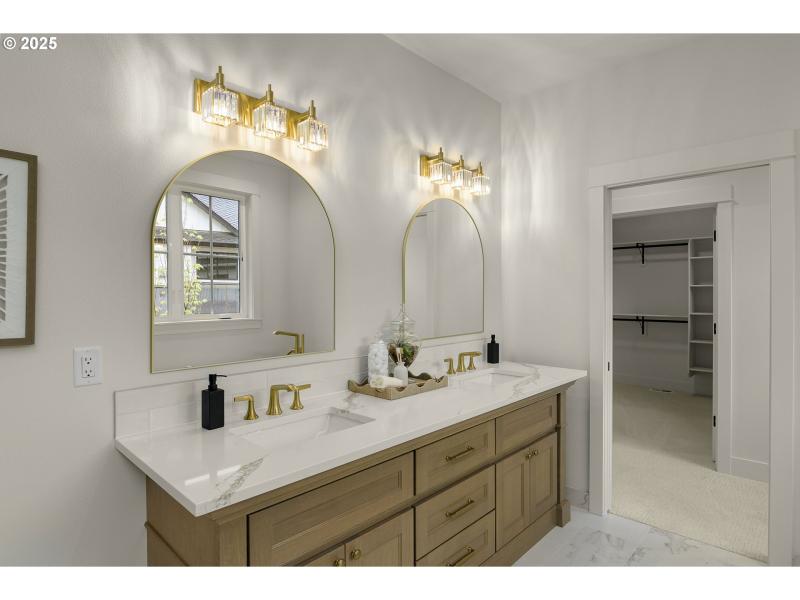 Owner's Suite Bathroom