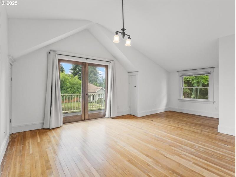 Bedroom, Owner's Suite