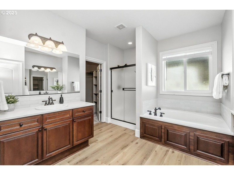 Owner's Suite Bathroom