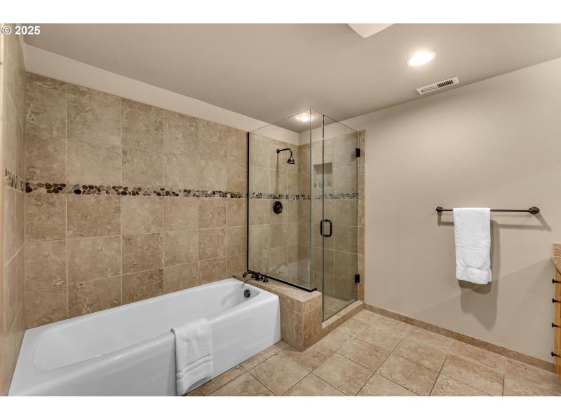 Owner's Suite Bathroom