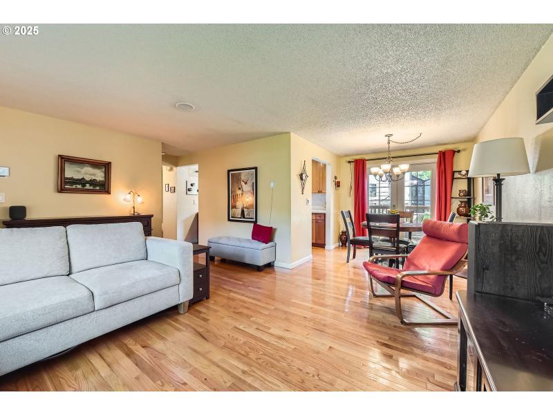 Living Room/Dining Room