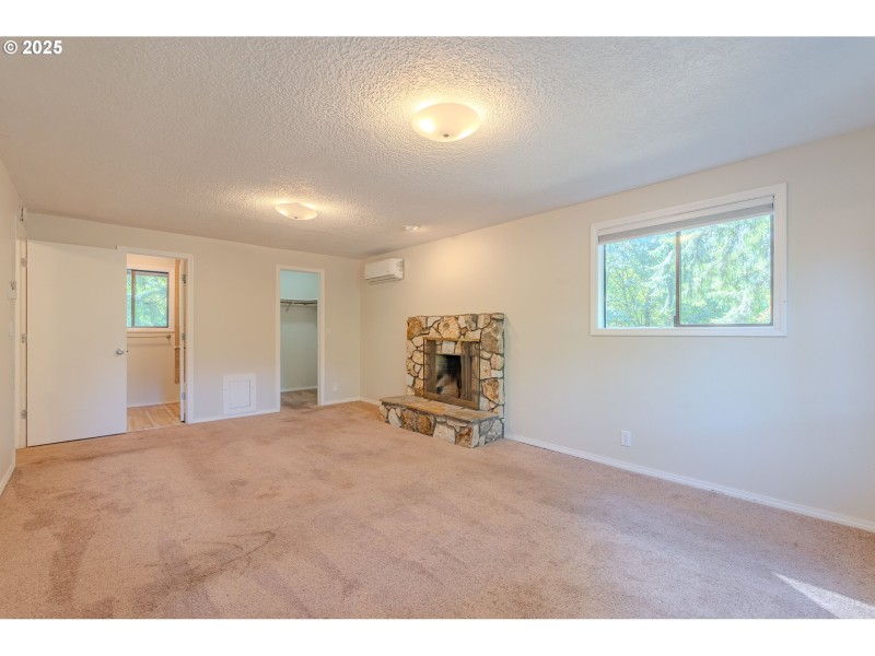 Bedroom, Owner's Suite