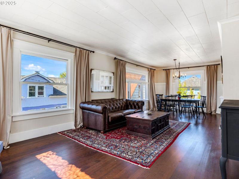 Living Room/Dining Room