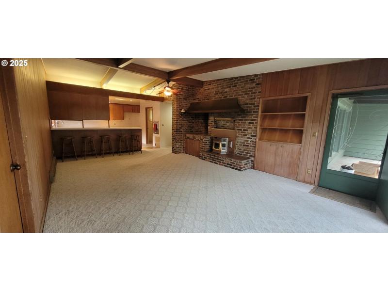 Living Room/Dining Room