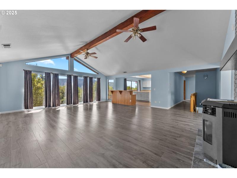 Living Room/Dining Room