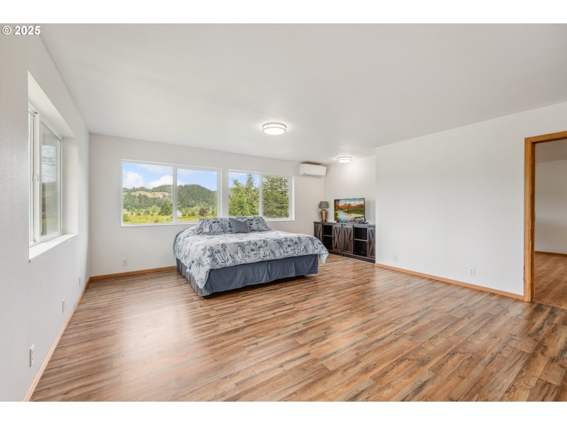 Owner's Suite Bedroom