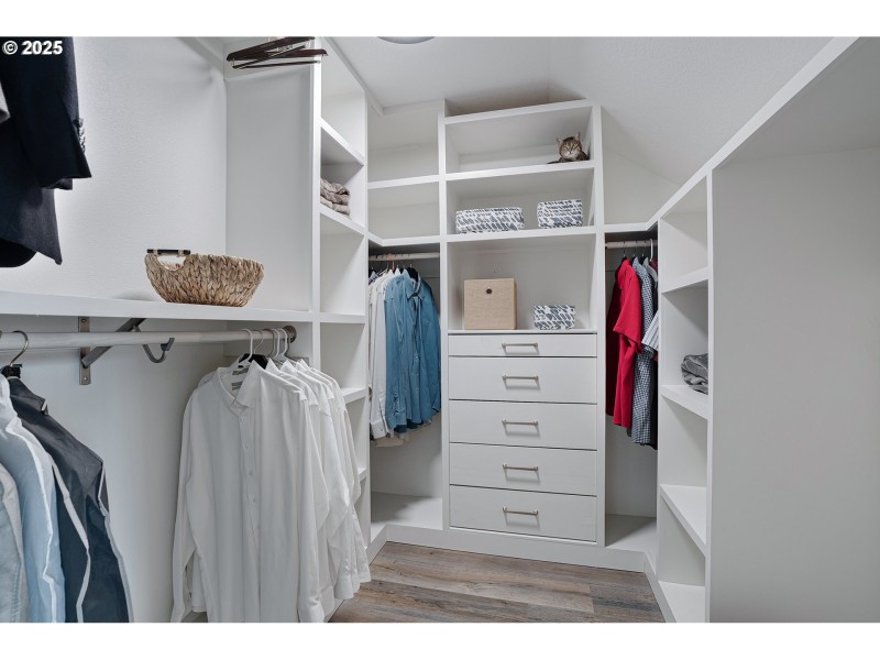 Bedroom, Owner's Suite