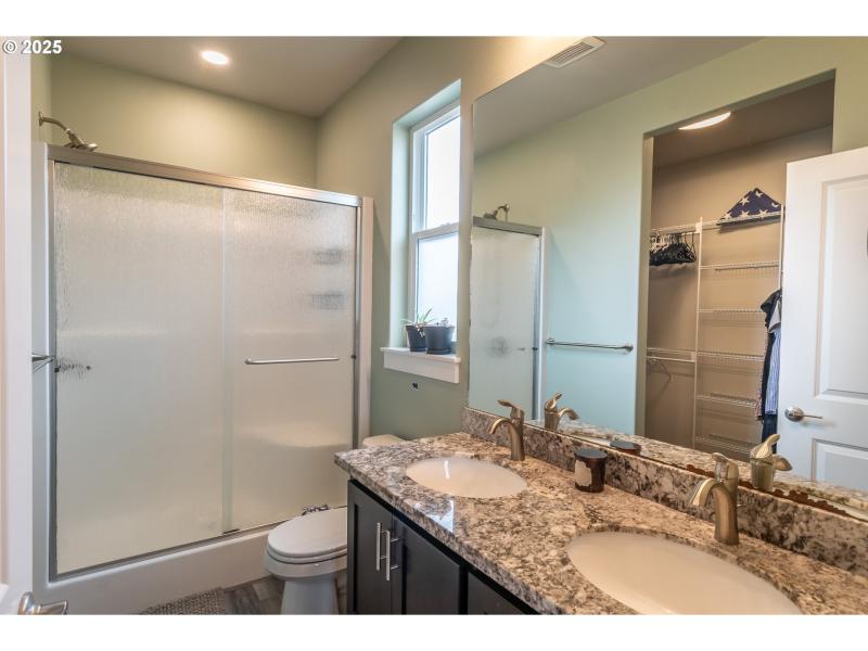 Owner's Suite Bathroom