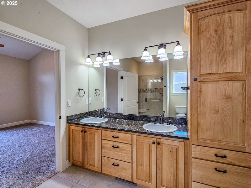 Owner's Suite Bathroom