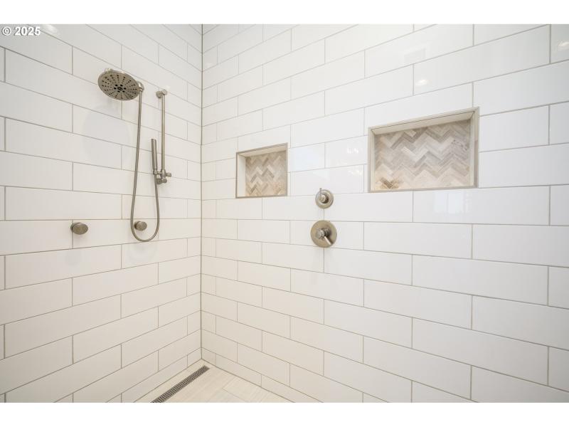 Owner's Suite Bathroom