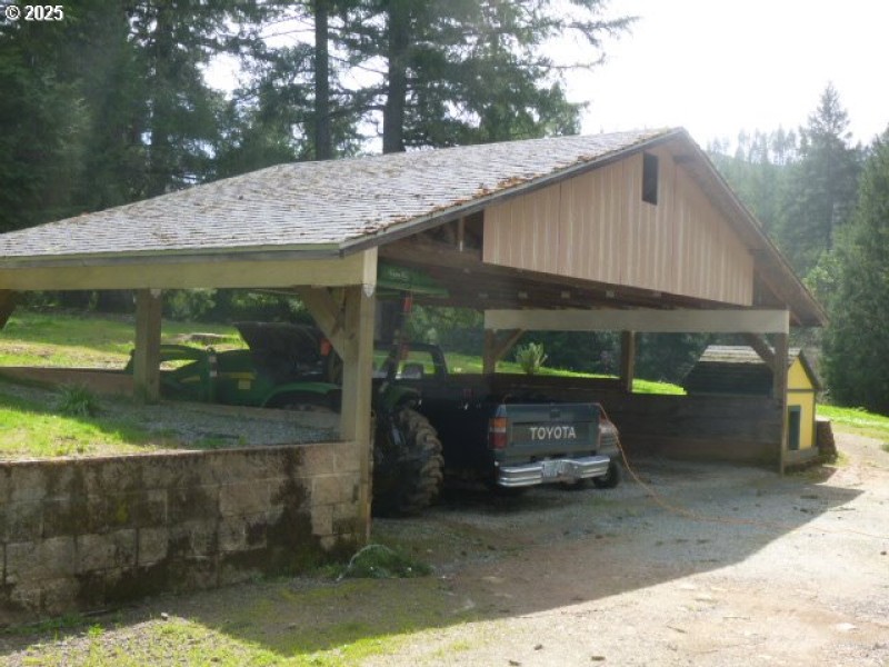 Carport