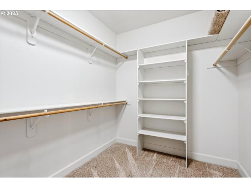 Bedroom, Owner's Suite