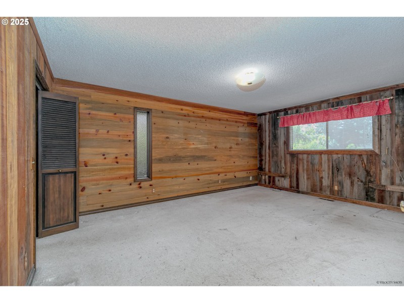 Owner's Suite Bedroom