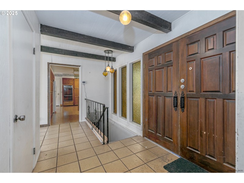 Entrance/Foyer