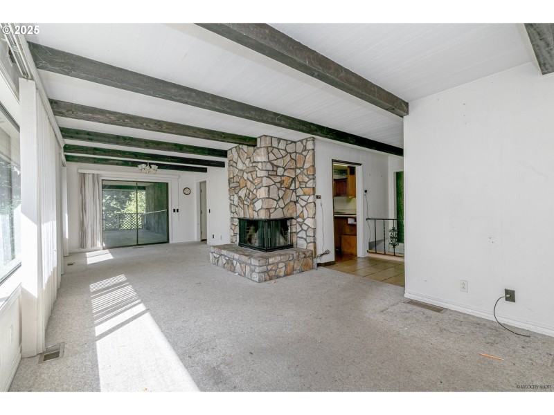 Living Room/Dining Room