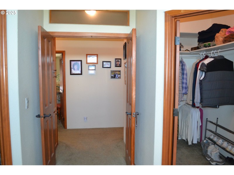 Bedroom, Owner's Suite