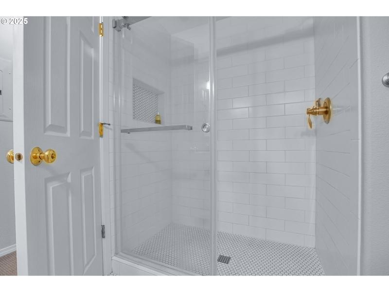 Owner's Suite Bathroom