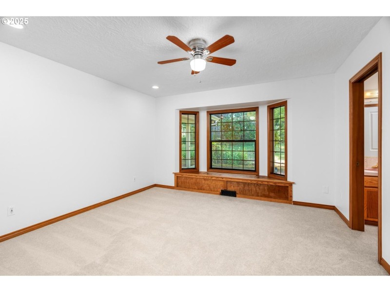 Bedroom, Owner's Suite