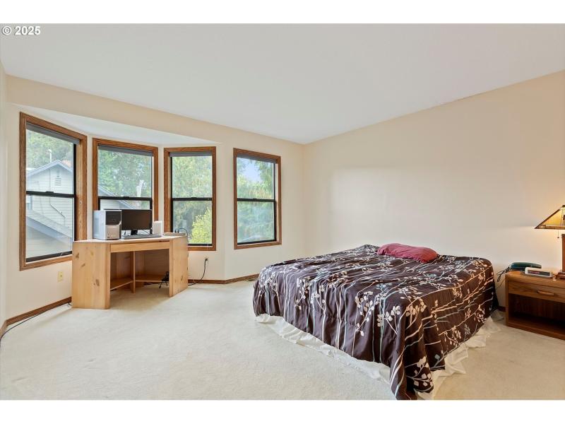 Bedroom, Owner's Suite