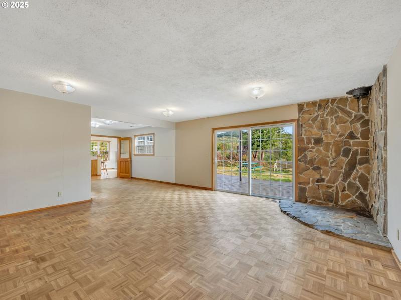 Living Room/Dining Room