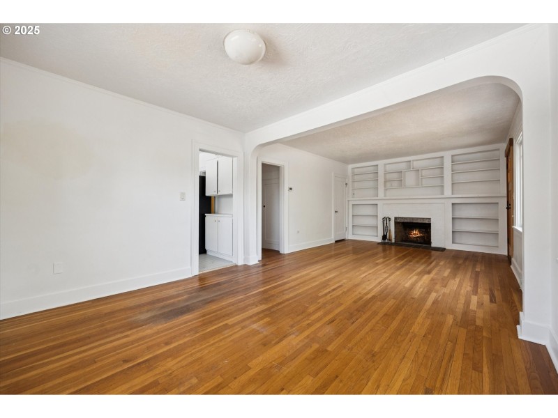 Living Room/Dining Room