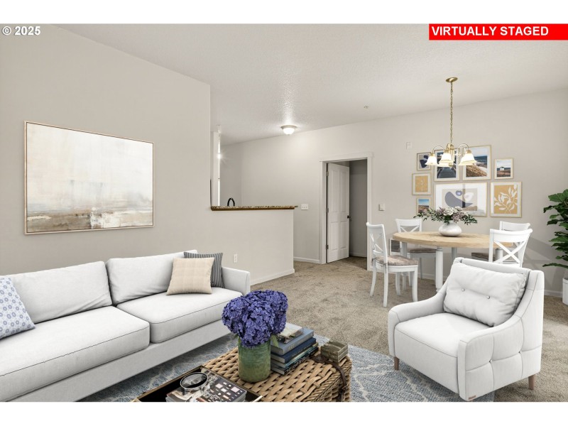 Living Room/Dining Room