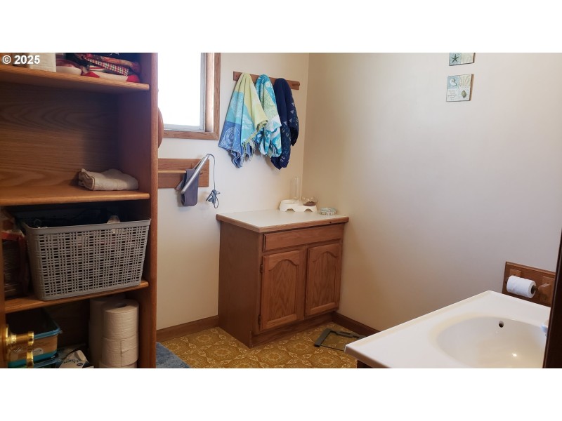 Attached Bathroom #2