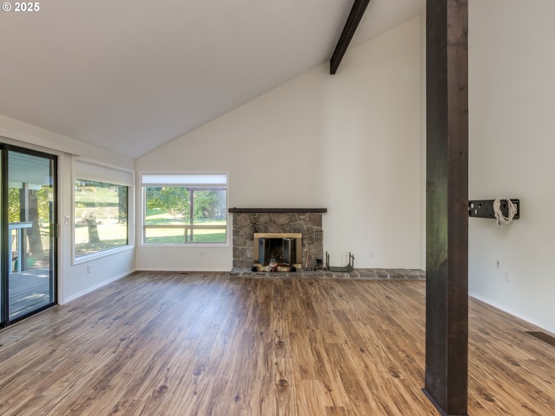 Living Room/Dining Room