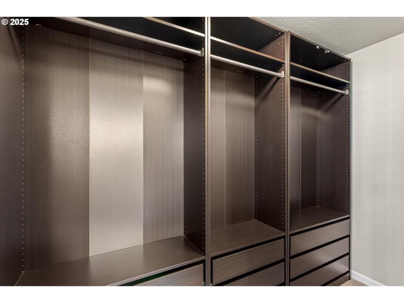 Bedroom, Owner's Suite