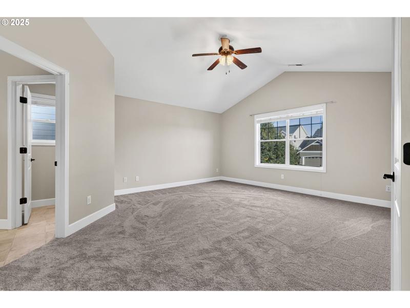 Bedroom, Owner's Suite