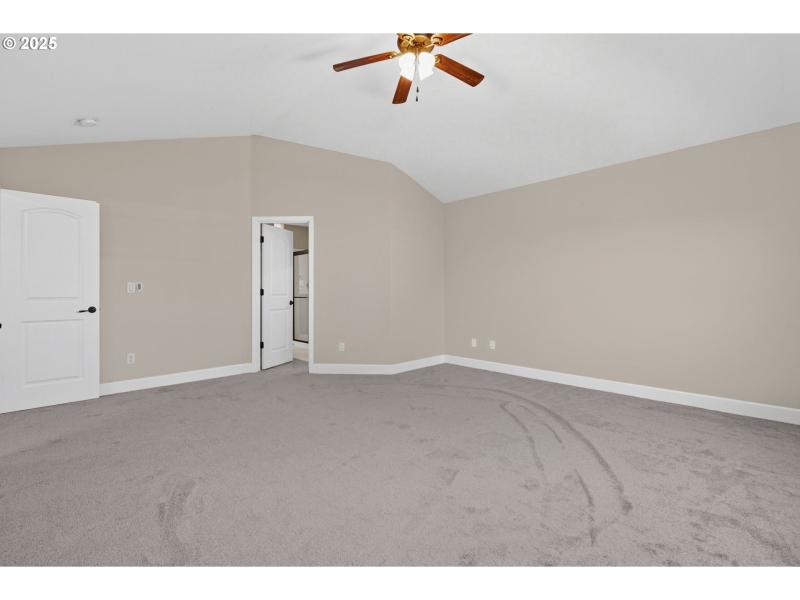 Bedroom, Owner's Suite