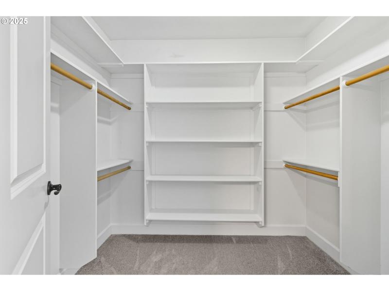 Bedroom, Owner's Suite