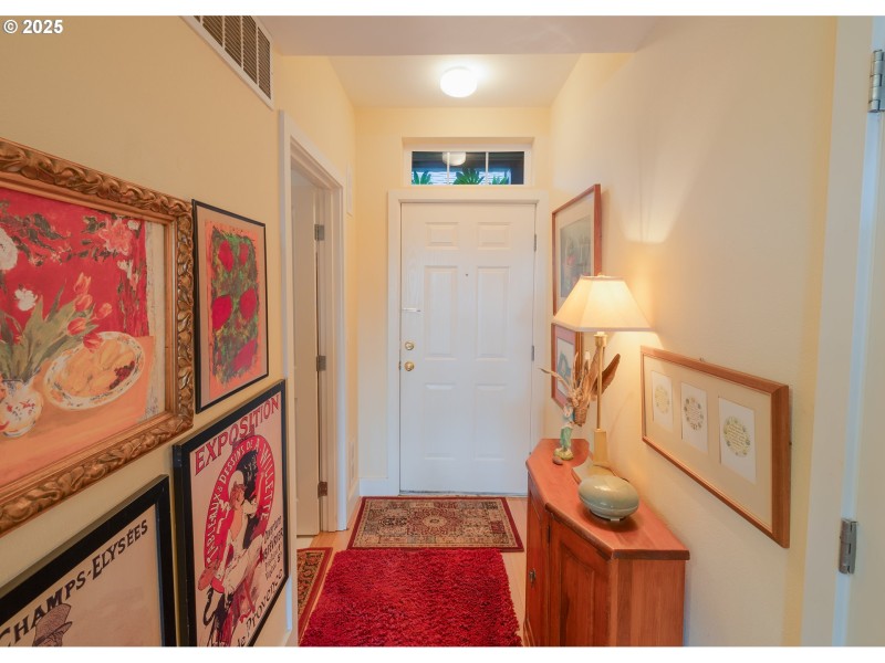 Entrance/Foyer