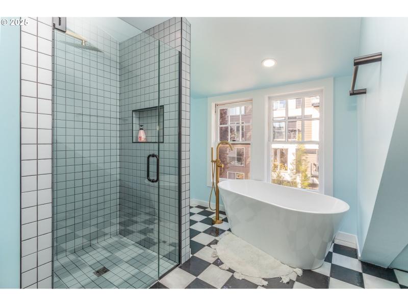 Owner's Suite Bathroom