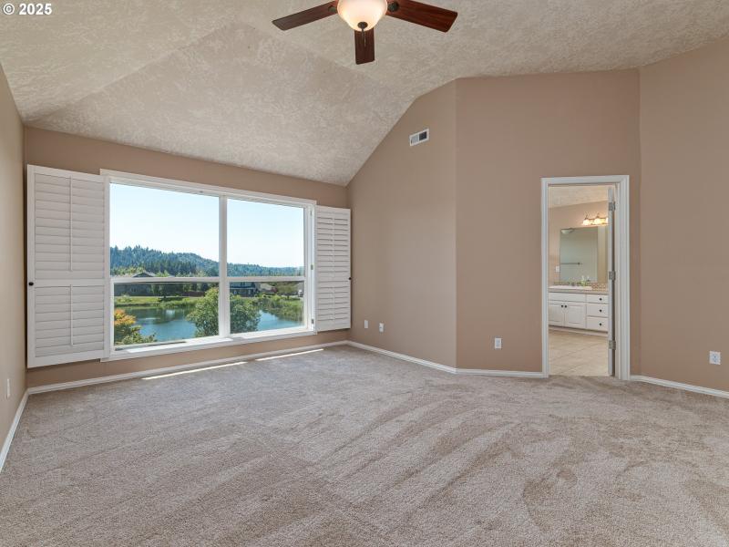 Bedroom, Owner's Suite