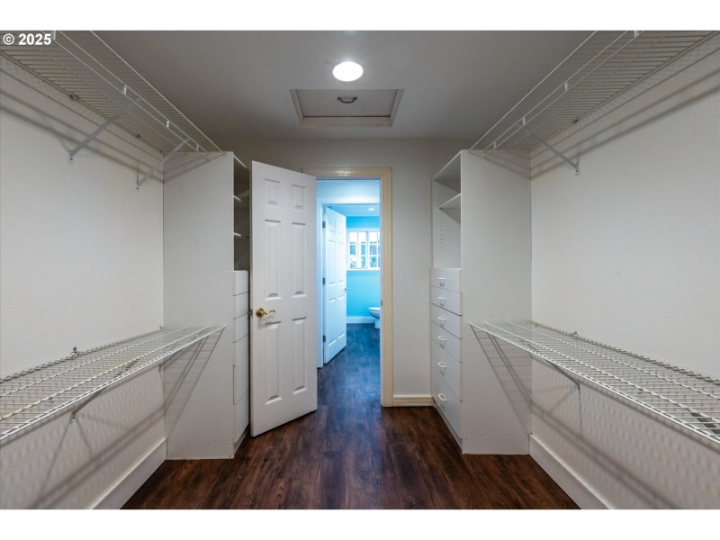 Bedroom, Owner's Suite